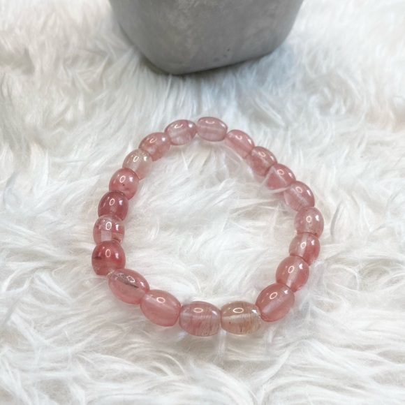 Cherry Quartz Energy Bracelet - Picture 4 of 7